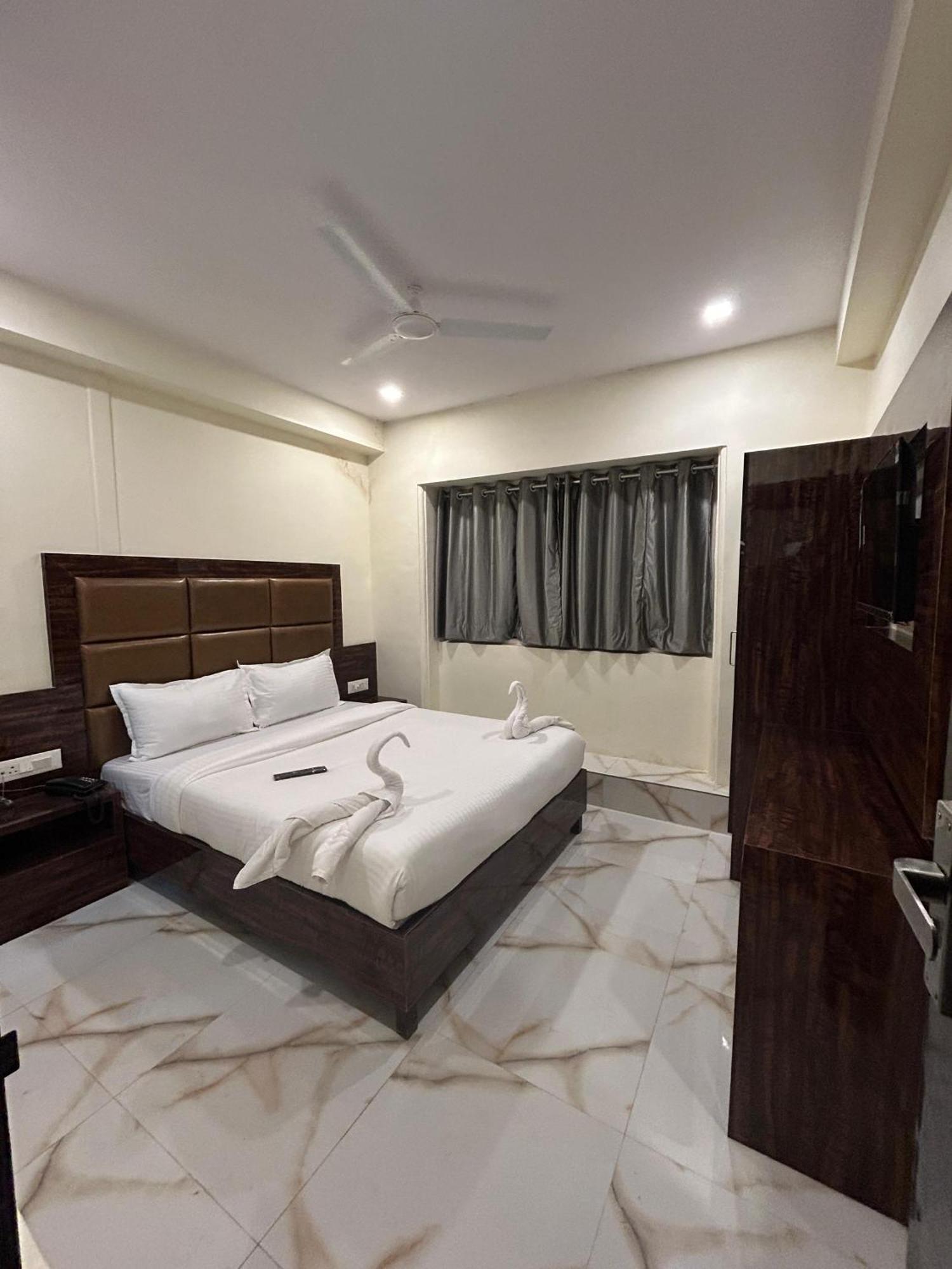 Hotel Rinza Residency Mumbai Exterior foto